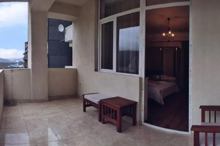 1 Bedroom Unit With Patio